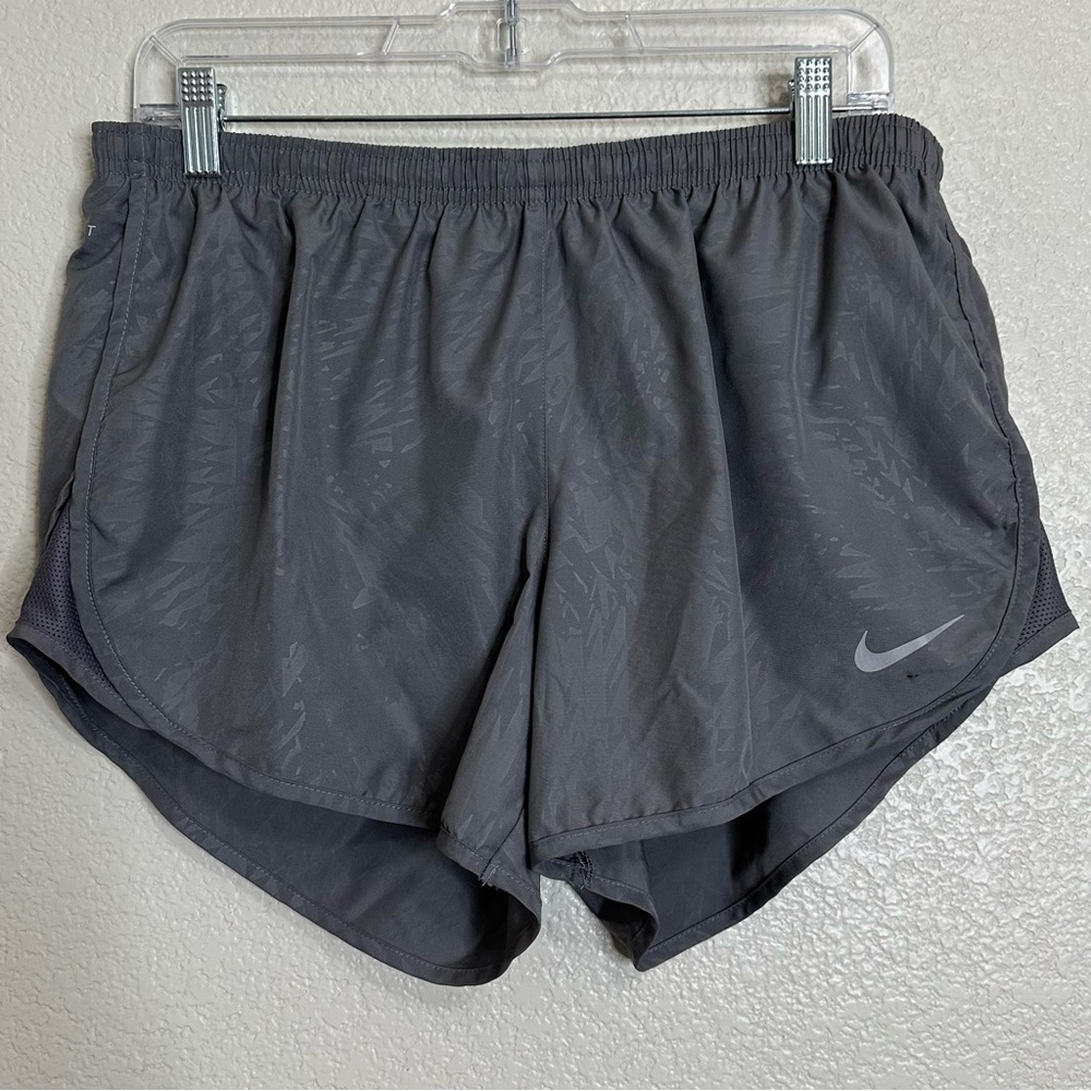 Nike Women's Tempo Modern Embossed Gray Running Shorts, Sz Large